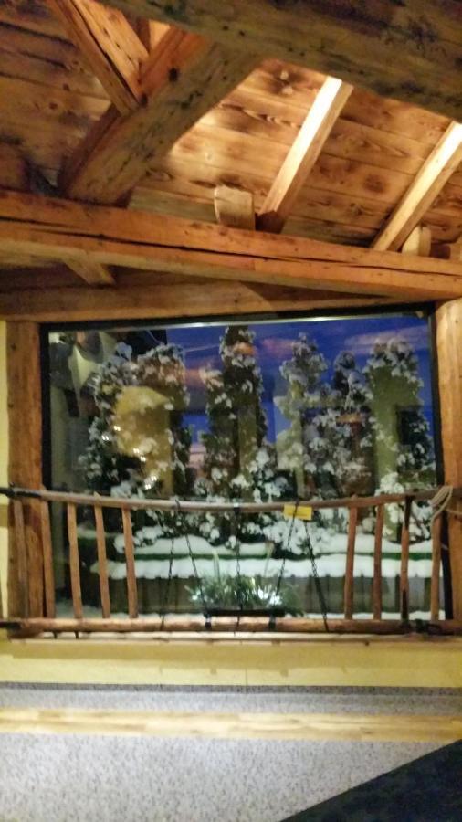 Landgasthof Plohnbachtal UG Lengenfeld  Buitenkant foto