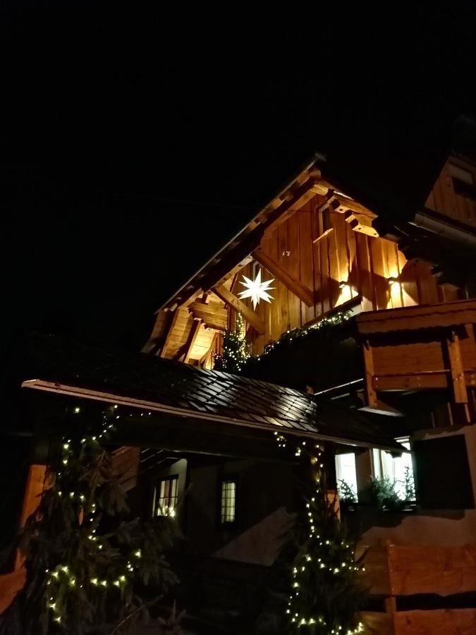 Landgasthof Plohnbachtal UG Lengenfeld  Buitenkant foto